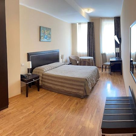 Villanova Mondovì Hotel Villa Cinzia מראה חיצוני תמונה