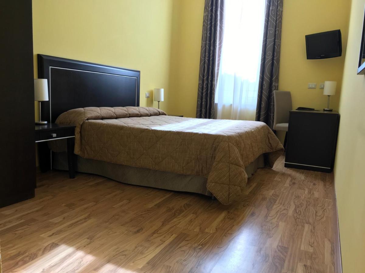 Villanova Mondovì Hotel Villa Cinzia מראה חיצוני תמונה