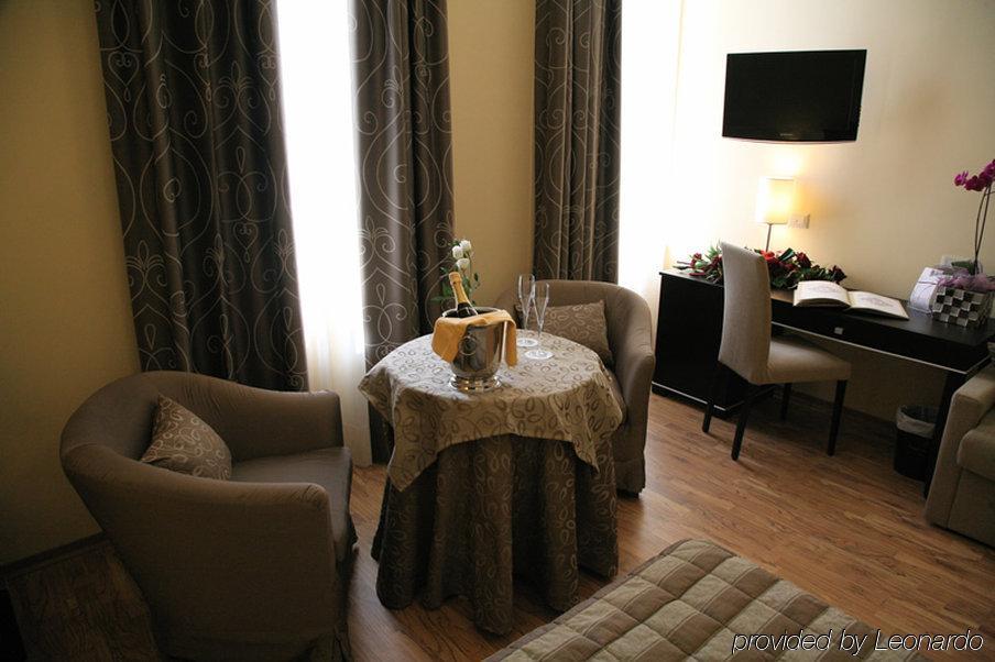 Villanova Mondovì Hotel Villa Cinzia מראה חיצוני תמונה